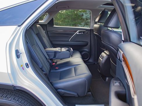 Used 2019 Lexus RX 350 AWD w/ Navigation Package image 18