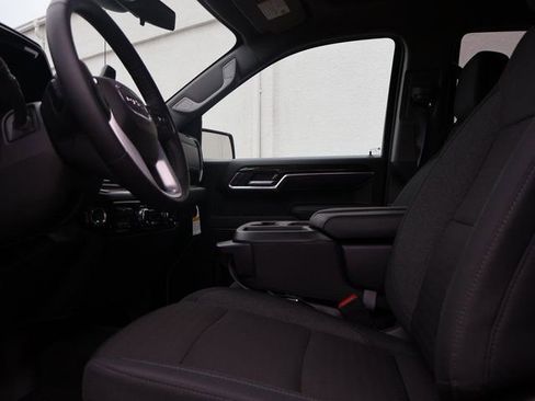 New 2025 GMC Sierra 1500 SLE w/ Preferred Package AWD/4WD image 18