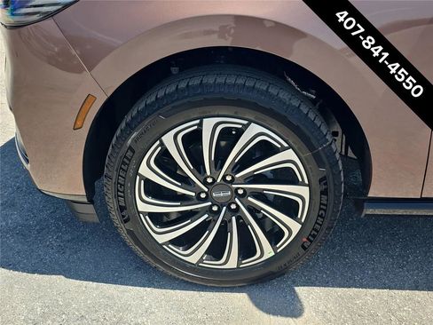 New 2026 Lincoln Navigator Black Label AWD/4WD image 8