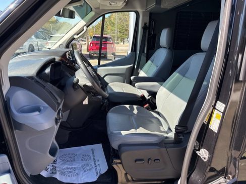 Used 2016 Ford Transit 250 148 Medium Roof RWD image 9