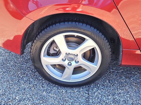 Used 2013 Volvo S60 T5 Premier AWD/4WD image 9
