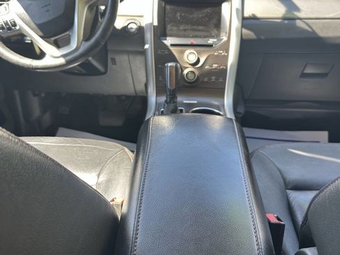 Used 2013 Ford Edge SEL image 15