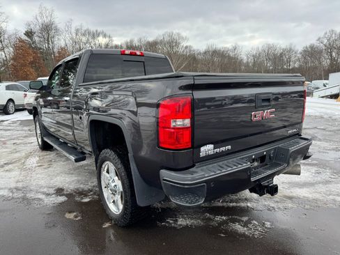 Used 2015 GMC Sierra 2500 Denali image 3