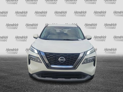Used 2023 Nissan Rogue SV image 9