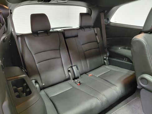 Used 2022 Honda Pilot Black Edition image 12