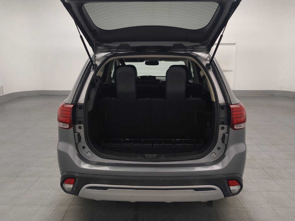 Used 2019 Mitsubishi Outlander SEL FWD image 29