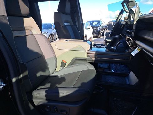 New 2025 GMC Hummer EV 3X w/ Extreme Off-Road Package image 10