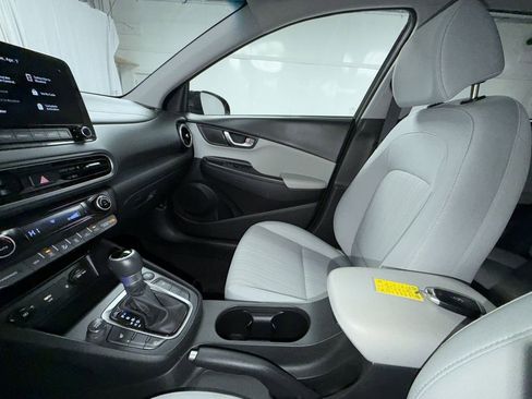 Used 2023 Hyundai Kona SEL w/ Convenience Package AWD/4WD image 5