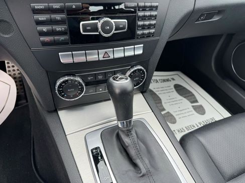 Used 2014 Mercedes-Benz C 250 Sport image 19