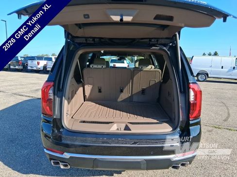 New 2026 GMC Yukon XL Denali w/ LPO, Floor Liner Package AWD/4WD image 21