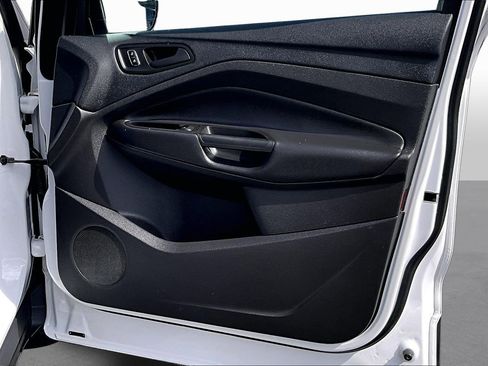 Used 2016 Ford Escape S image 11