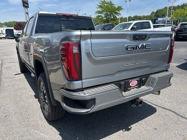 New 2026 GMC Sierra 3500 Denali Ultimate w/ LPO, Black Badging Package AWD/4WD image 5