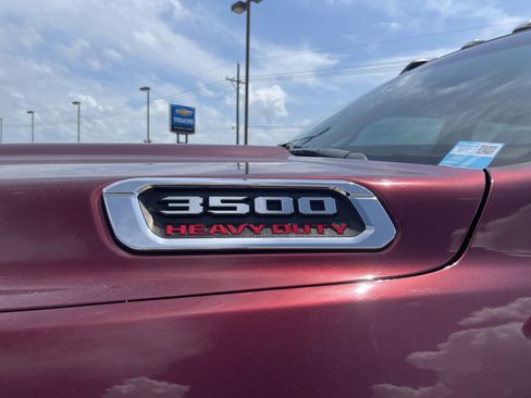 Used 2020 RAM 3500 Laramie AWD/4WD image 12