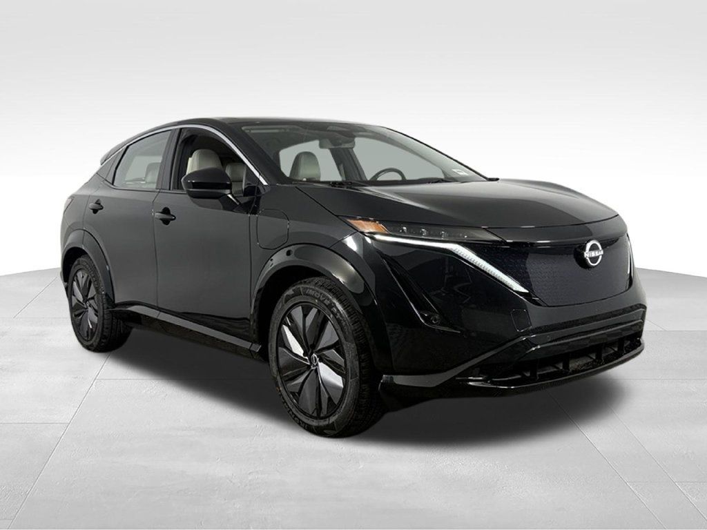 Used 2023 Nissan Ariya FWD image 5