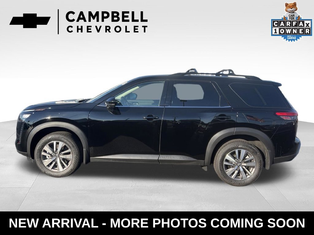 Used 2026 Nissan Pathfinder SL FWD image 2