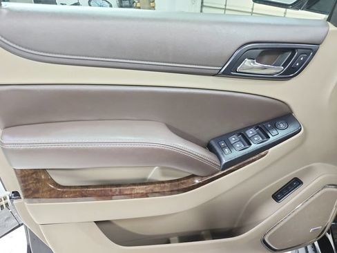 Used 2019 Chevrolet Tahoe LT RWD image 34