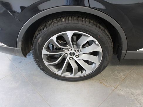 Used 2025 Lincoln Aviator Reserve image 60