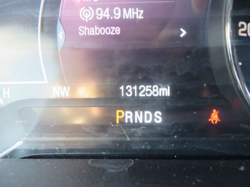 Used 2016 Lincoln MKX Select image 16