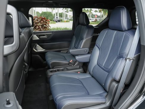 Certified 2026 INFINITI QX80 4WD image 31