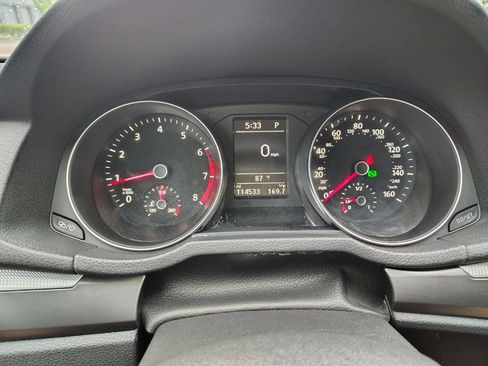 Used 2017 Volkswagen Passat 1.8T R-Line image 29