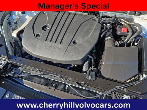 Certified 2024 Volvo XC60 B5 Core w/ Protection Package Premier image 28