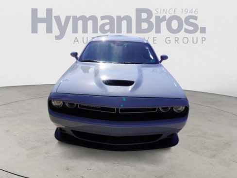 Used 2022 Dodge Challenger R/T image 2