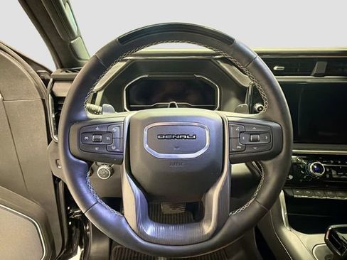 Certified 2025 GMC Sierra 1500 Denali Ultimate image 11