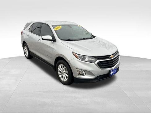 Used 2018 Chevrolet Equinox LT image 8