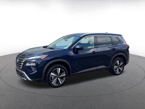 Used 2026 Nissan Rogue SL AWD/4WD image 8