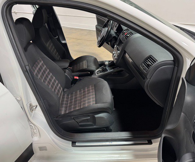 Used 2010 Volkswagen Jetta TDI Cup FWD image 28
