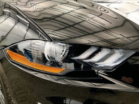 Used 2018 Ford Mustang GT w/ GT Performance Package image 27