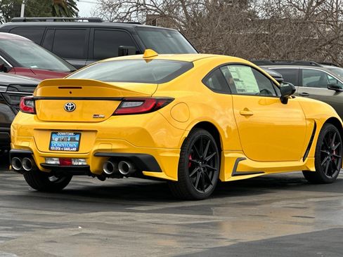 New 2026 Toyota GR86 YUZU Limited image 5