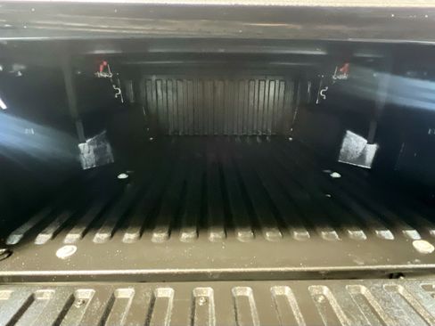 Used 2023 Toyota Tacoma TRD Off-Road image 33