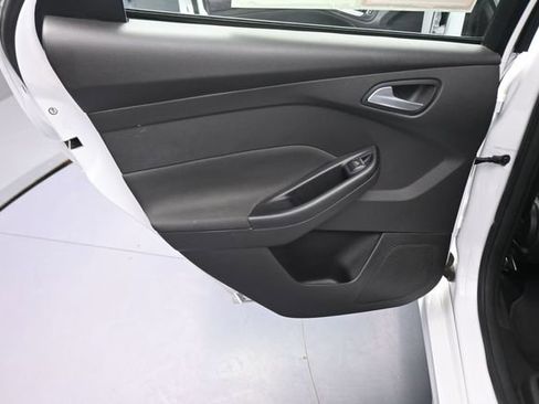 Used 2018 Ford Focus ST image 75