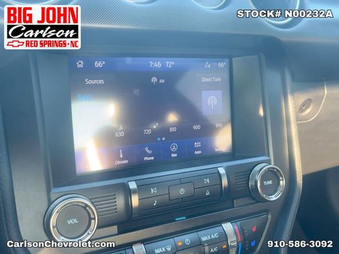 Used 2022 Ford Mustang Shelby GT500 w/ Technology Package RWD image 19