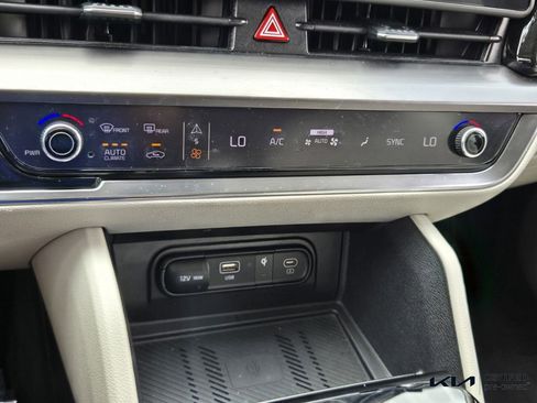 Used 2023 Kia Sportage EX image 23