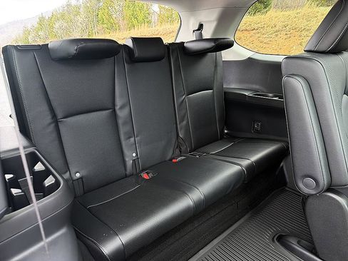 Used 2026 Toyota Grand Highlander Limited image 23