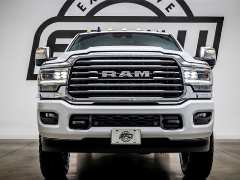 Used 2024 RAM 3500 Limited w/ Safety Group image 3