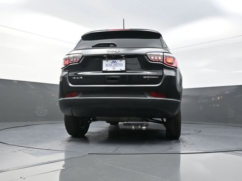 Used 2018 Jeep Compass Sport AWD/4WD image 26