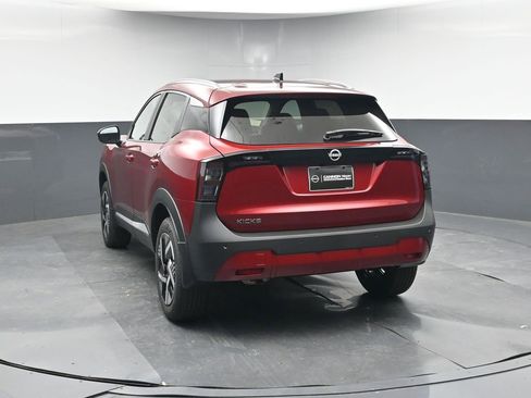 New 2026 Nissan Kicks SV image 6