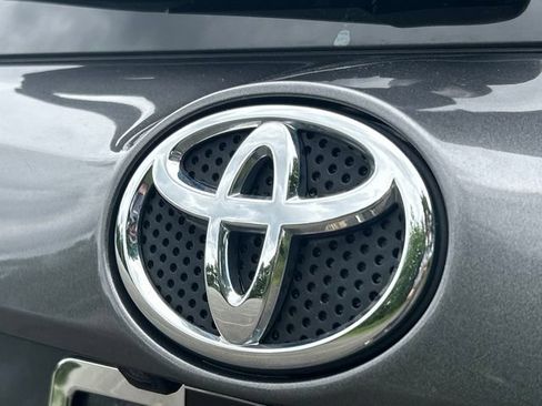 Used 2017 Toyota RAV4 LE w/ All Weather Liner Package AWD/4WD image 13