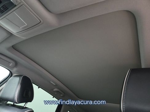 Used 2024 Acura MDX SH-AWD w/ Advance Package image 12