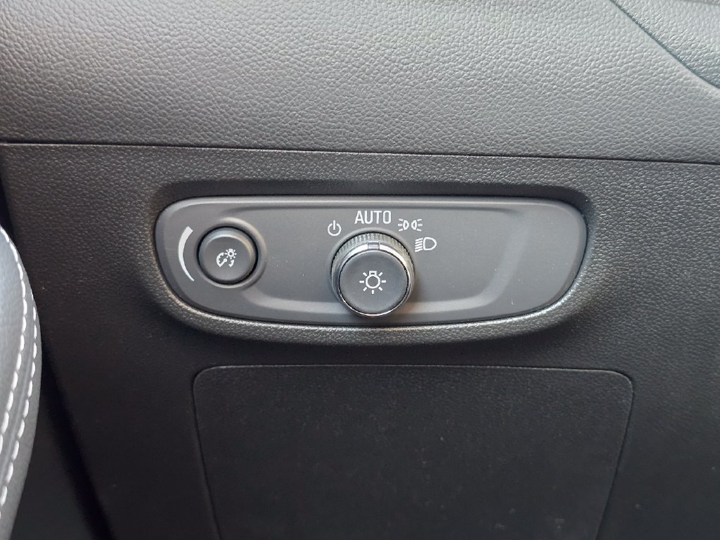 New 2026 Buick Encore GX Preferred w/ Comfort Package AWD/4WD image 18