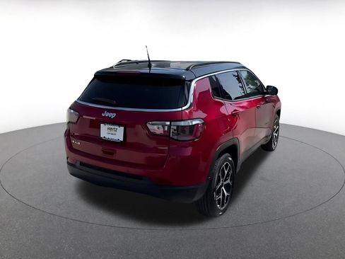Used 2025 Jeep Compass Limited AWD/4WD image 14