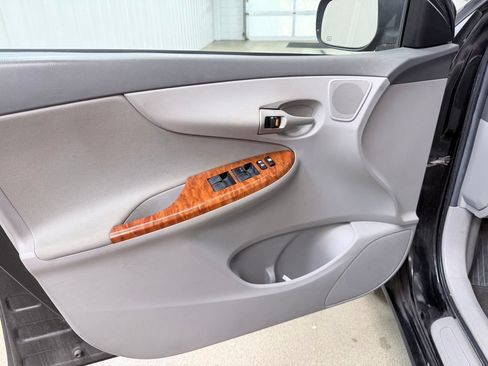 Used 2009 Toyota Corolla XLE FWD image 8