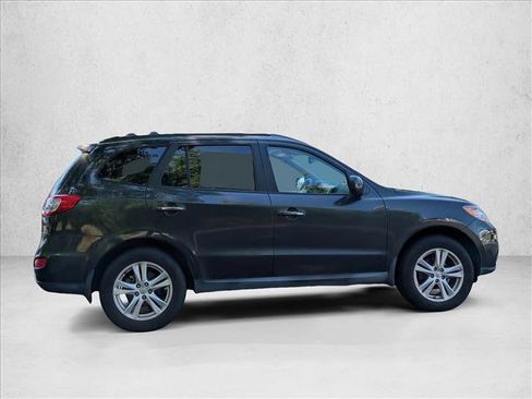 Used 2011 Hyundai Santa Fe Limited w/ Navigation Pkg 4 FWD image 4