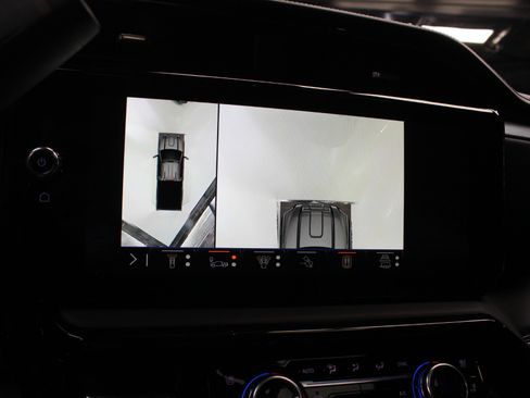 Used 2024 GMC Sierra 2500 AT4X image 68