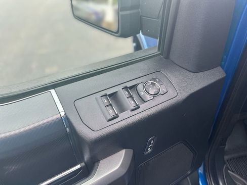 Used 2018 Ford F150 XLT w/ Equipment Group 302A Luxury AWD/4WD image 15