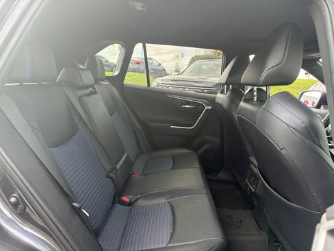 Used 2020 Toyota RAV4 XSE w/ XSE Grade Weather Package AWD/4WD image 21