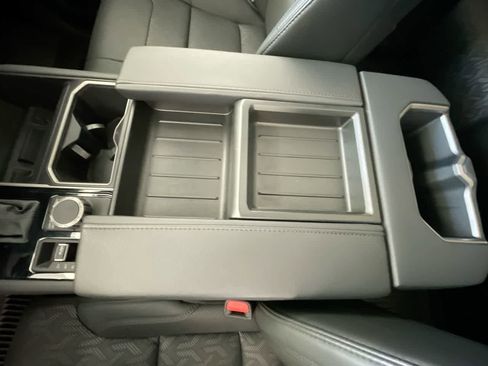 Used 2024 Toyota Tundra Limited image 21